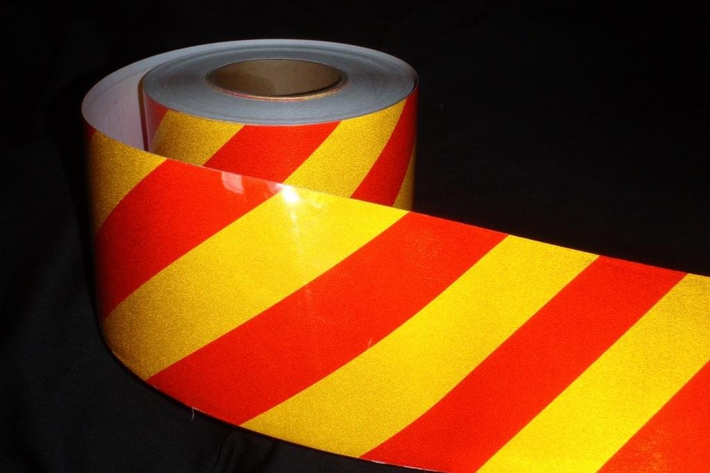 Class 2 Reflective Chevron Tape (per metre)