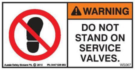 DO NOT STAND ON SERVICE VALVES (Horizontal)